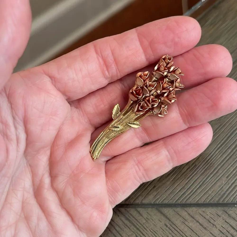 Vintage Rose Flower Pin DM 1997 “David Monn” Rose Bouquet